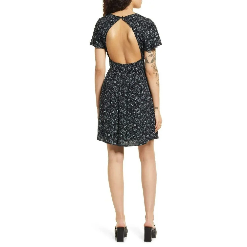 NWT BP Paisley Flutter Sleeve V-Neck Dress BLACK AND TEAL - SIZE XS - Picture 3 of 11